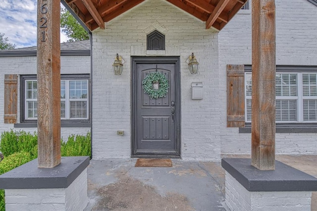 1621 NW 18th St, Oklahoma City, OK 73106 - entrance to property with brick siding