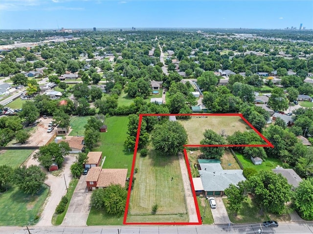 4504 N Grove Ave, Warr Acres, OK 73122 - aerial overview of property's location with property parcel outlined