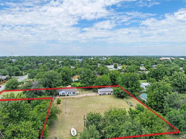 4504 N Grove Ave, Warr Acres, OK 73122 - aerial view of property and surrounding area with property parcel outlined