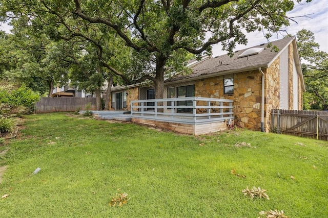 2416 Chimney Hill Ct, Edmond, OK 73034 - view of yard featuring a wooden deck