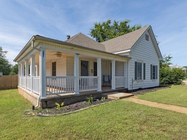 1623 W Washington Ave, Guthrie, OK 73044 - view of front facade featuring a porch and a shingled roof