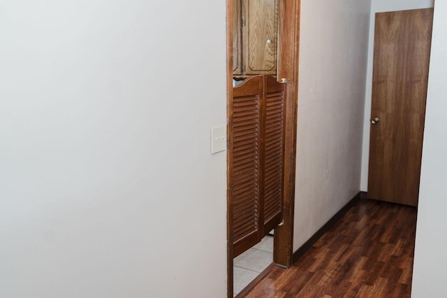 503 N Sheb Wooley Ave, Erick, OK 73645 - corridor with wood finished floors