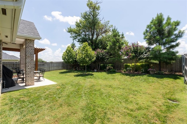 200 Pont Neuf Ct, Edmond, OK 73034 - fenced backyard with a patio