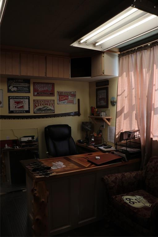 11800 Bryant Rd, Lexington, OK 73051 - view of office