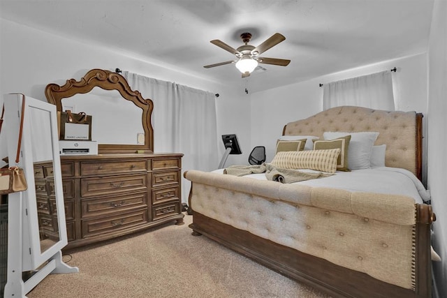 323 W 13th St, Snyder, OK 73566 - bedroom featuring carpet and ceiling fan