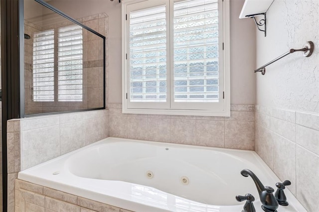 1008 Trisha Ln, Norman, OK 73072 - full bathroom with a jetted tub