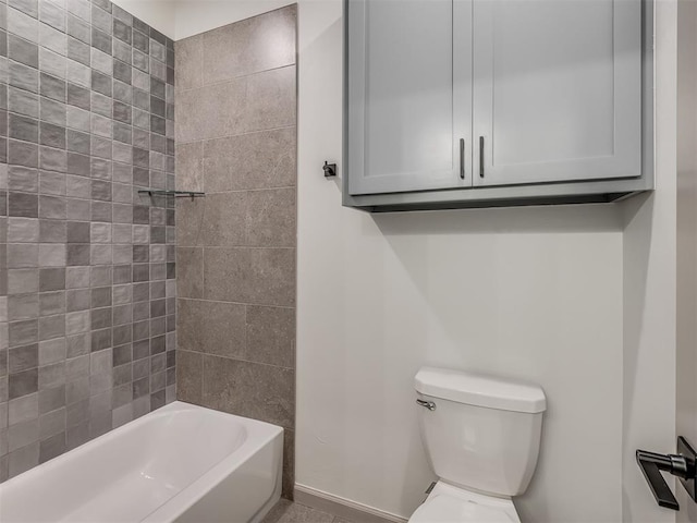 6609 NW 147th St, Oklahoma City, OK 73142 - bathroom with baseboards and toilet