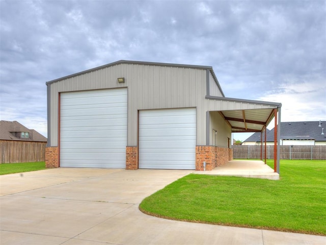 4000 Timber Creek Way, Moore, OK 73165 - garage featuring a detached garage