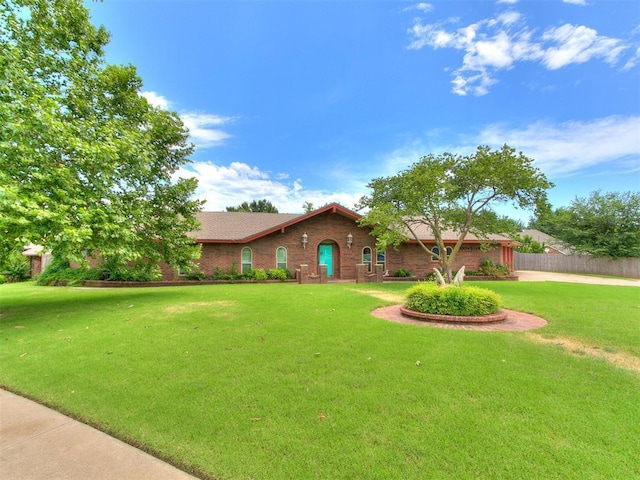 100 S Hickory Ln, Moore, OK 73160 - photo 2