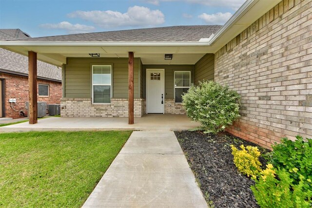 1404 N Wisteria Ter, Mustang, OK 73064 - photo 2