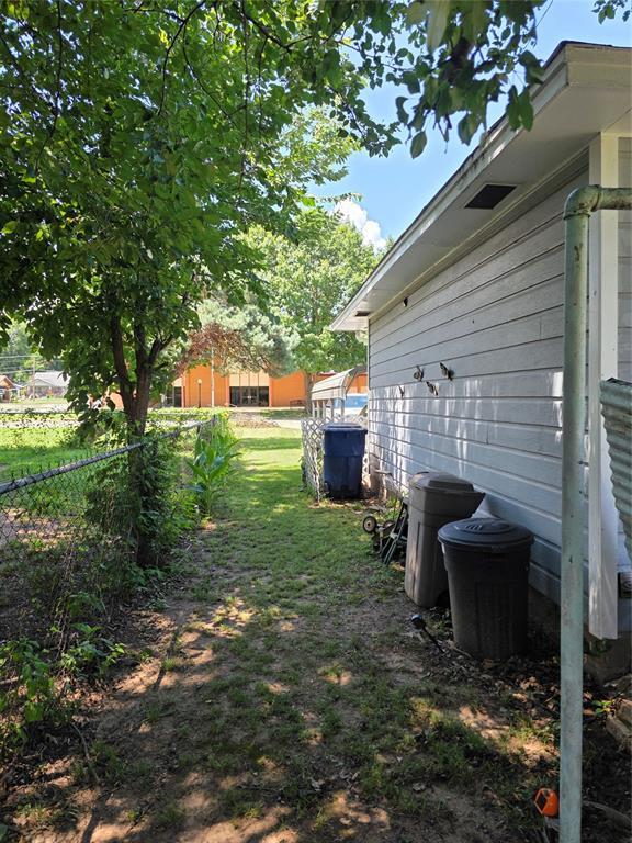 603 E Robert S Kerr Blvd, Wynnewood, OK 73098 - photo 21