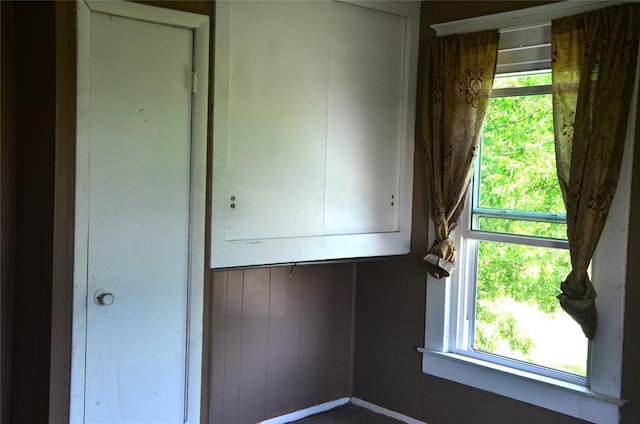 120 S Chickasaw Ave, Bartlesville, OK 74003 - interior space with healthy amount of natural light