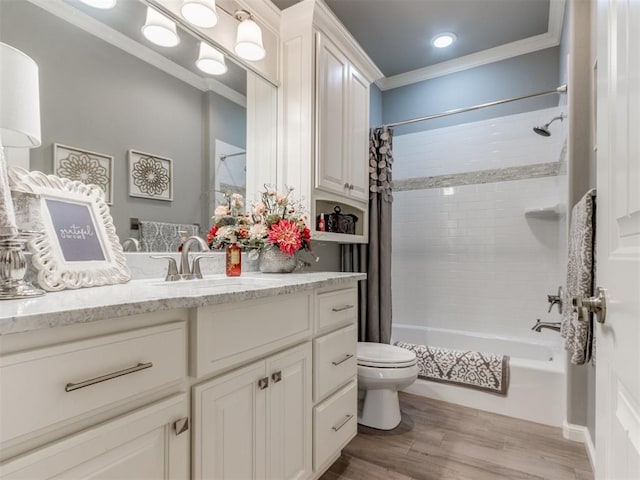 13308 NW 6th St, Yukon, OK 73099 - full bath with vanity, shower / bathtub combination with curtain, crown molding, and wood finished floors