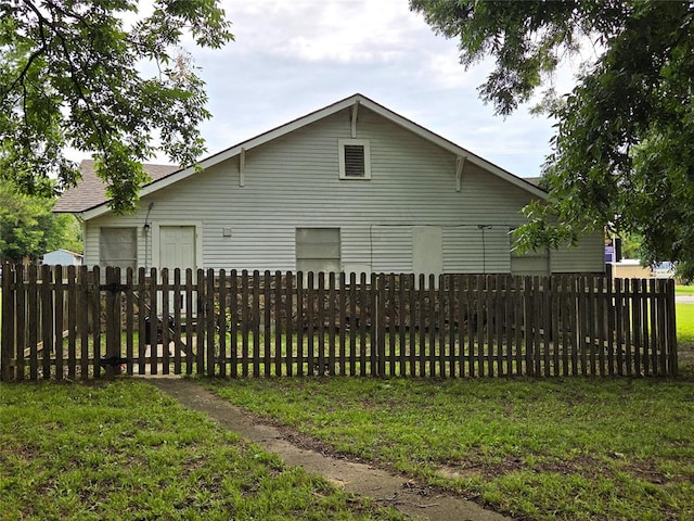 207 E Cedar St, Calvin, OK 74531 - photo 26