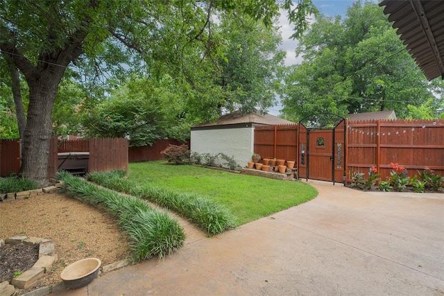 217 NW 30th St, Oklahoma City, OK 73118 - fenced yard with a gate and a patio area