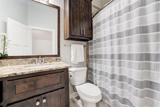 7600 Walk In The Park Dr, Edmond, OK 73034 - full bath with vanity and curtained shower