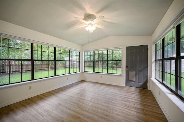 1001 Norris Ave, Broken Bow, OK 74728 - unfurnished sunroom featuring plenty of natural light and vaulted ceiling