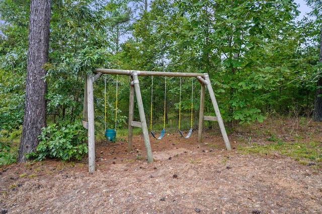 25 Paint Horse Cir, Broken Bow, OK 74728 - view of communal playground