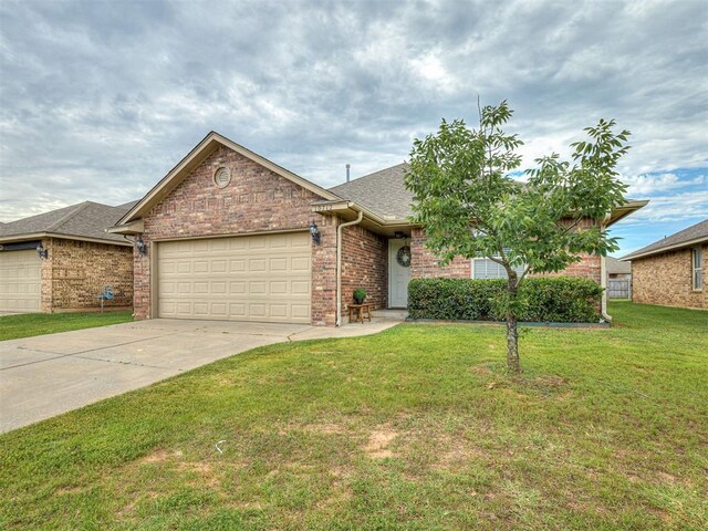 10712 SW 33rd Ter, Yukon, OK 73099 - photo 3