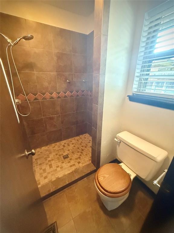 2608 SW 93rd, Oklahoma City, OK 73159 - full bathroom featuring tiled shower and tile patterned floors