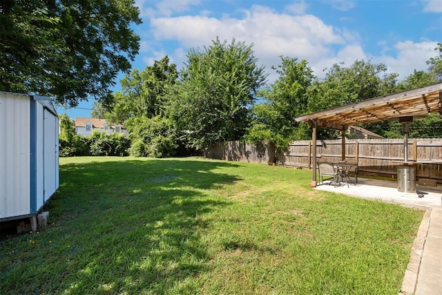536 NW 48th St, Oklahoma City, OK 73118 - fenced backyard with a patio and a pergola