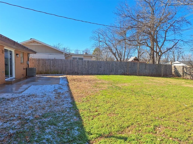 4713 Meench Dr, Del City, OK 73115 - fenced backyard with a patio