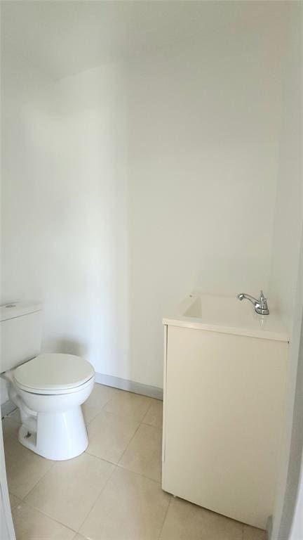 537 NW 114th St, Oklahoma City, OK 73114 - bathroom featuring tile patterned floors