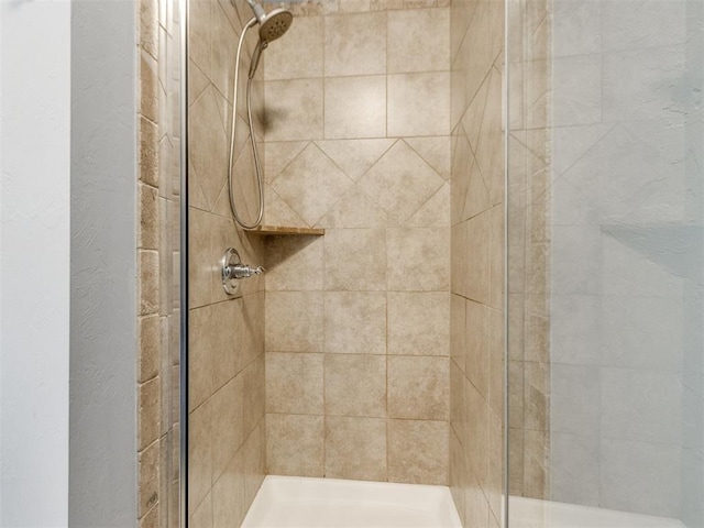 8025 Waters Edge Way, Del City, OK 73135 - full bathroom with a shower stall