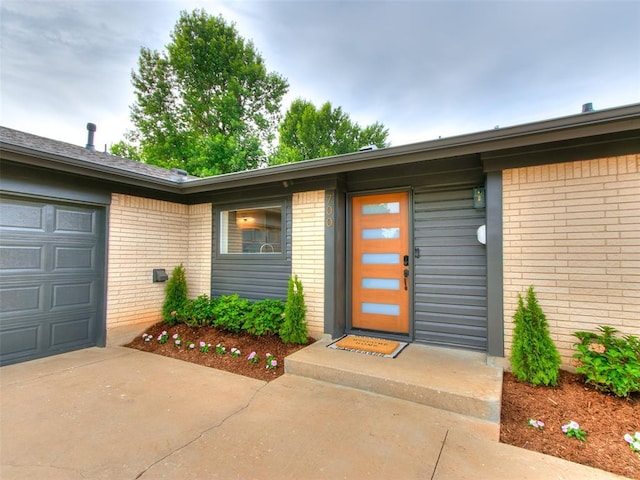 700 Greenwood Dr, Midwest City, OK 73110 - photo 2