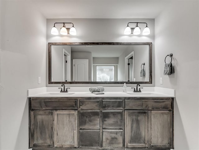 11604 SW 9th St, Yukon, OK 73099 - bathroom with double vanity