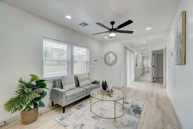 800 SW 26th St, Oklahoma City, OK 73109 - living room with light wood-style flooring, ceiling fan, and recessed lighting