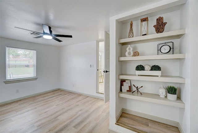 800 SW 26th St, Oklahoma City, OK 73109 - unfurnished room with wood finished floors and a ceiling fan
