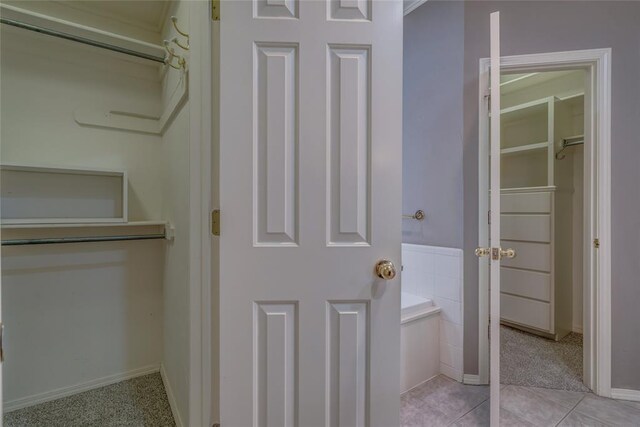 1900 NW 159th Pl, Edmond, OK 73013 - full bath with a bathtub and baseboards