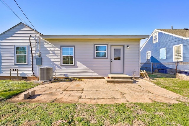 2132 N Rhode Island Ave, Oklahoma City, OK 73111 - back of property featuring a patio