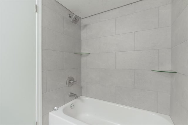 6100 N Brookline Ave Unit 20, Oklahoma City, OK 73112 - full bath featuring shower / bathtub combination