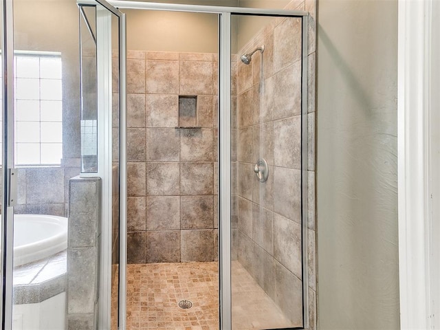 112 Lakeview Ct, Edmond, OK 73003 - bathroom with a shower stall and a garden tub