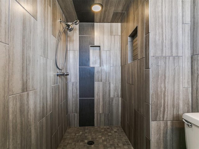 201 S Patterson Dr, Moore, OK 73160 - full bath with toilet and a tile shower