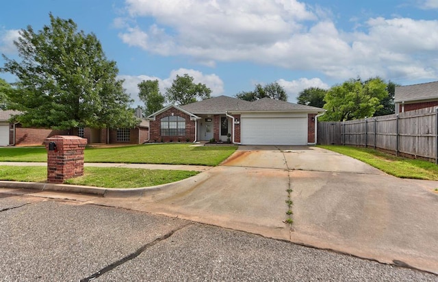 301 Edge Brook Ln, Norman, OK 73071 - photo 1