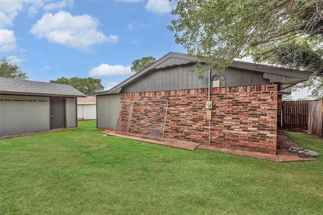 1712 N 4th St, Sayre, OK 73662 - view of yard