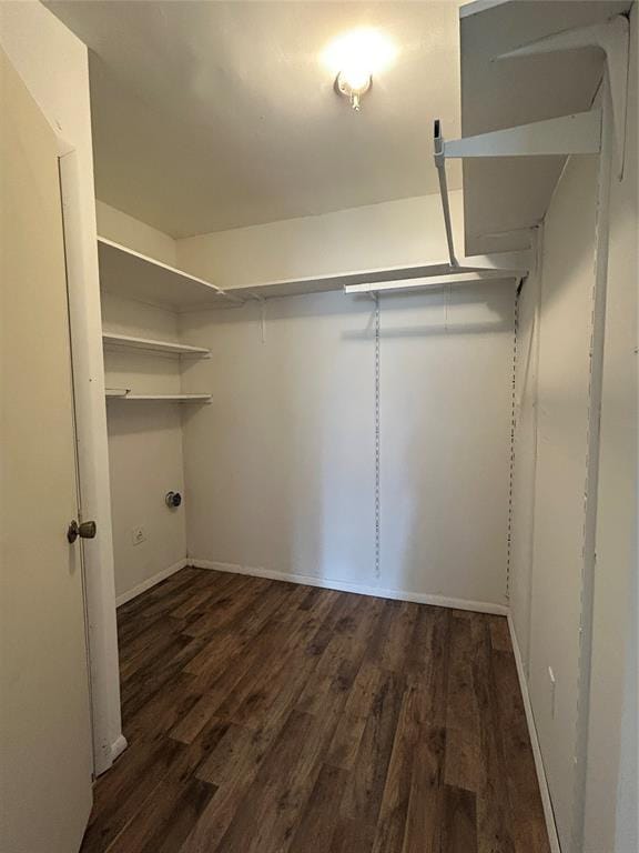 1708 W Modelle Ave, Clinton, OK 73601 - spacious closet with wood finished floors