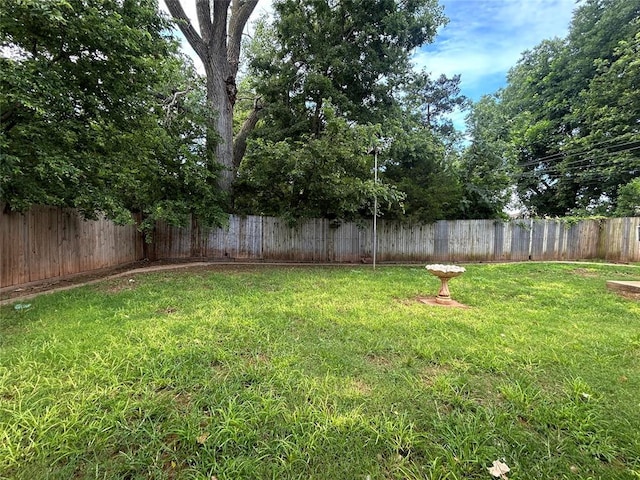 1708 W Modelle Ave, Clinton, OK 73601 - view of fenced backyard
