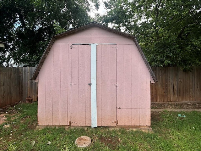 1708 W Modelle Ave, Clinton, OK 73601 - view of shed with a fenced backyard
