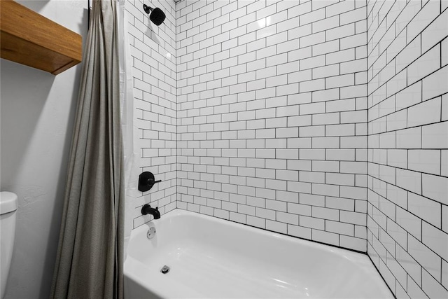 2326 County Road 1335, Blanchard, OK 73010 - bathroom featuring shower / bath combo with shower curtain and toilet
