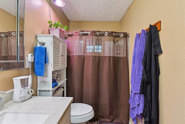 349760 E 970th Rd, Sparks, OK 74869 - bathroom featuring vanity, a textured ceiling, a textured wall, and curtained shower