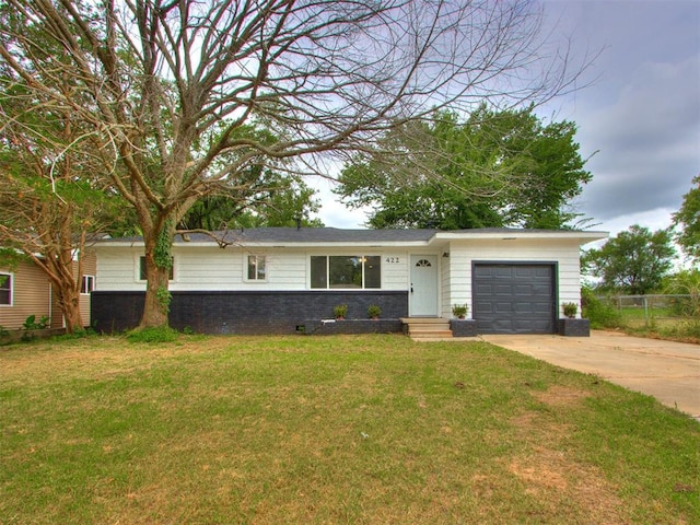 422 N Tenbrook Ave, Shawnee, OK 74801 - photo 1