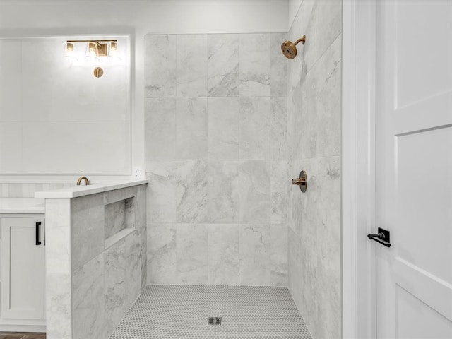 1092 S Mustang Rd, Blanchard, OK 73010 - bathroom featuring tiled shower