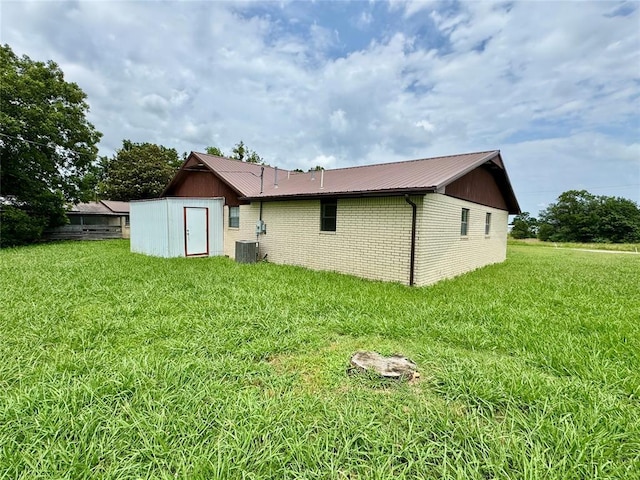 915 E Boston St, Okemah, OK 74859 - photo 19