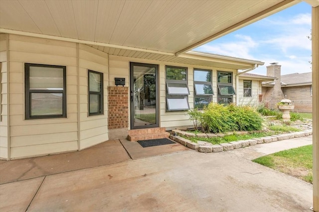 829 Arnold Ave, Moore, OK 73160 - view of exterior entry
