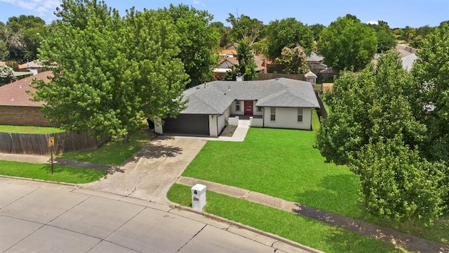 104 N Ramblin Oaks Dr, Moore, OK 73160 - view of front facade featuring concrete driveway and a garage