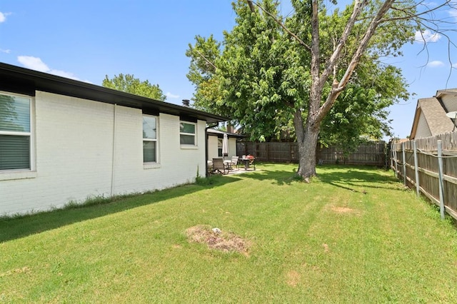 104 N Ramblin Oaks Dr, Moore, OK 73160 - view of fenced backyard